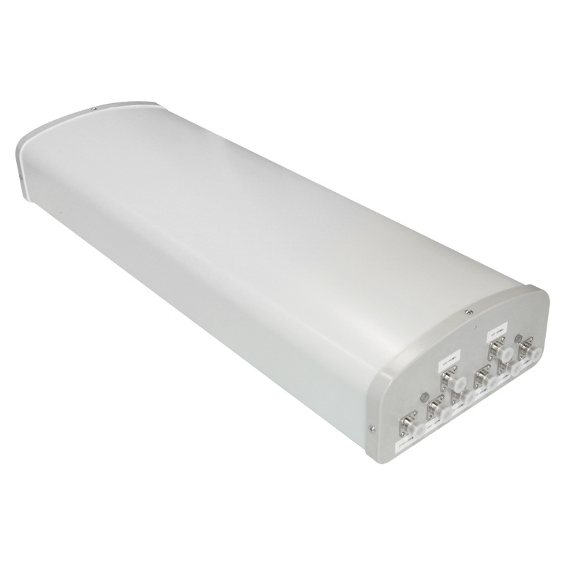 Eight-port long plate-shaped directional antenna